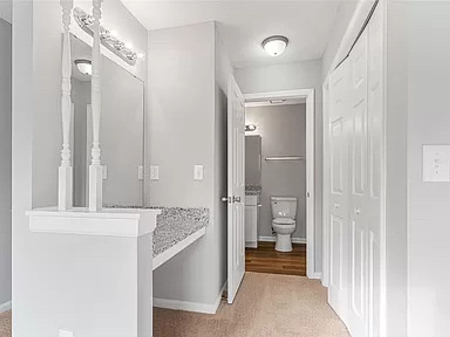Charlotte House: 531 Lex Dr