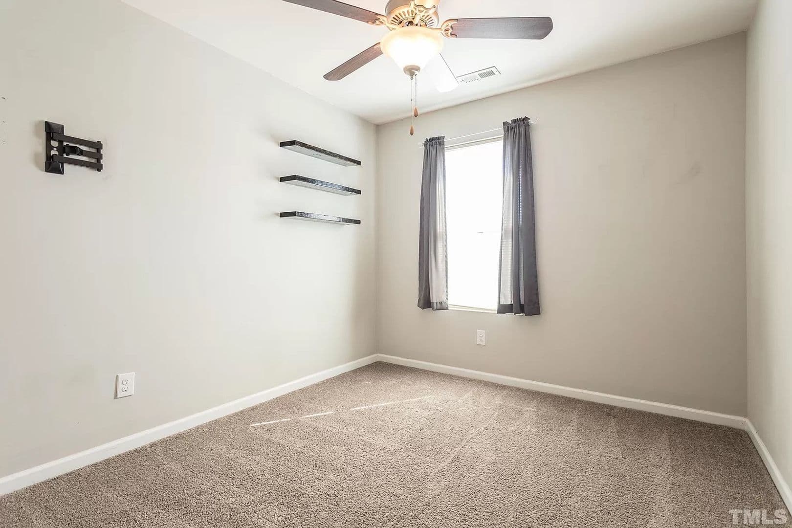 Raleigh House: 3243 Warm Springs Ln