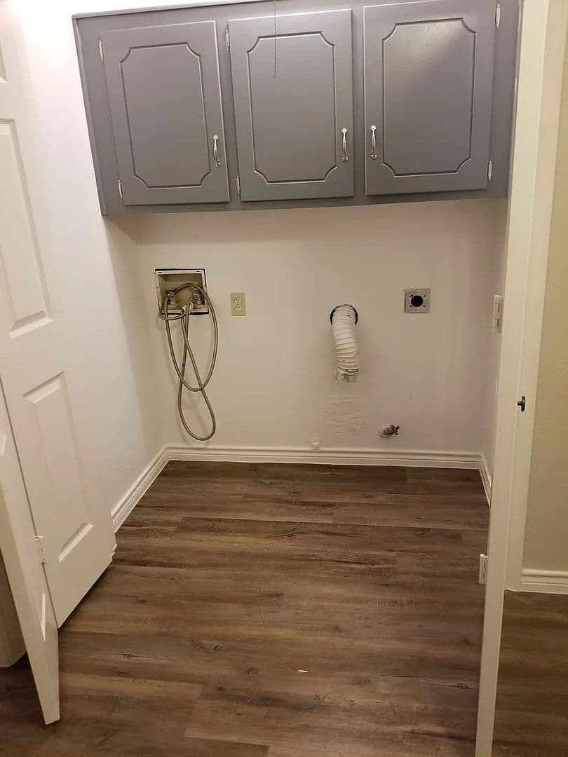 Richardson House: 807 St Paul Ct