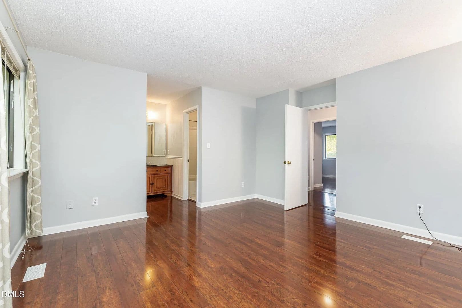Raleigh House: 7320 Sandy Creek Dr