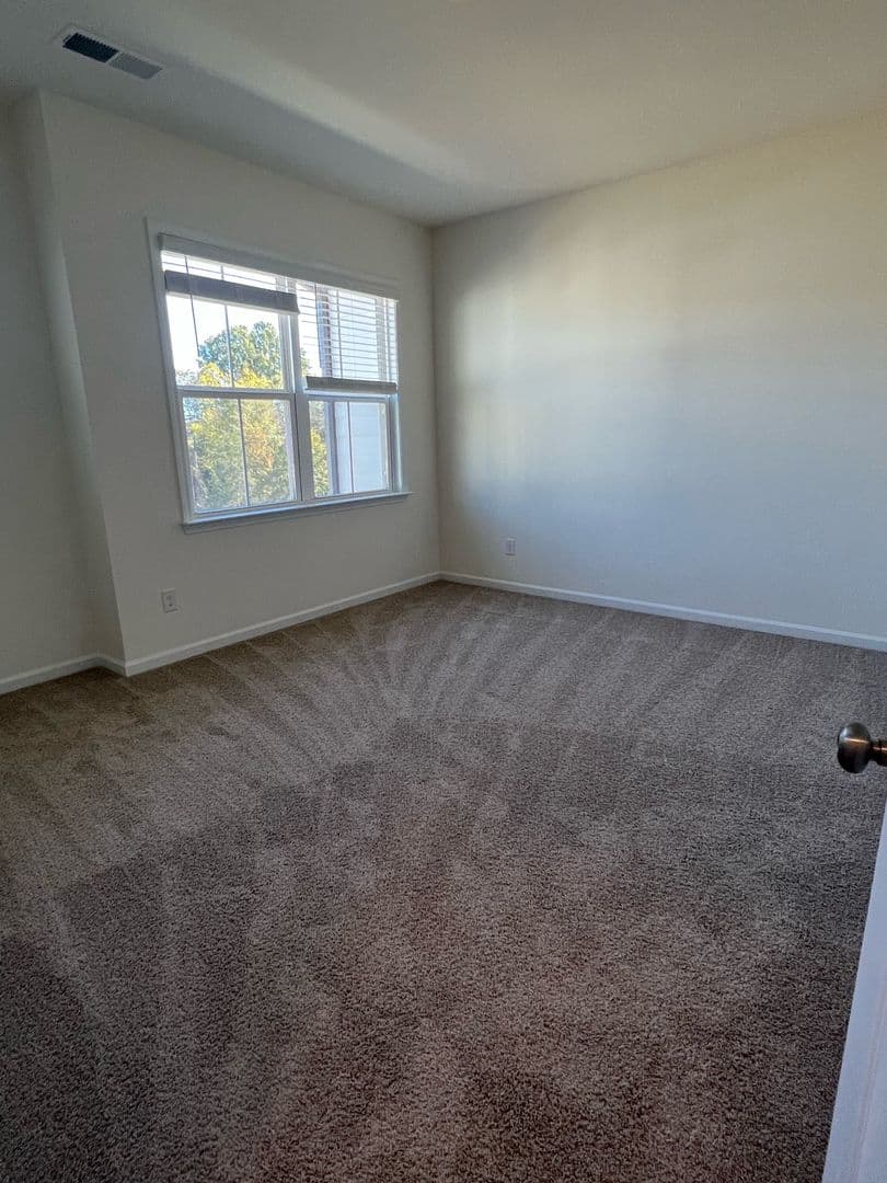 Harrisburg House: 5708 Rivulet Wy