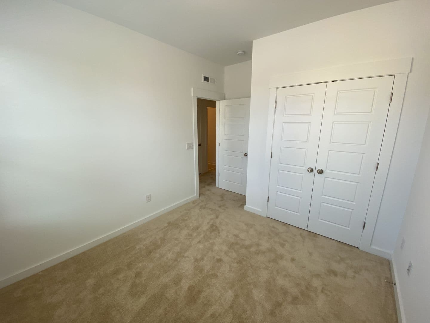 Cary House: 1110 Kiernan Grove Ln