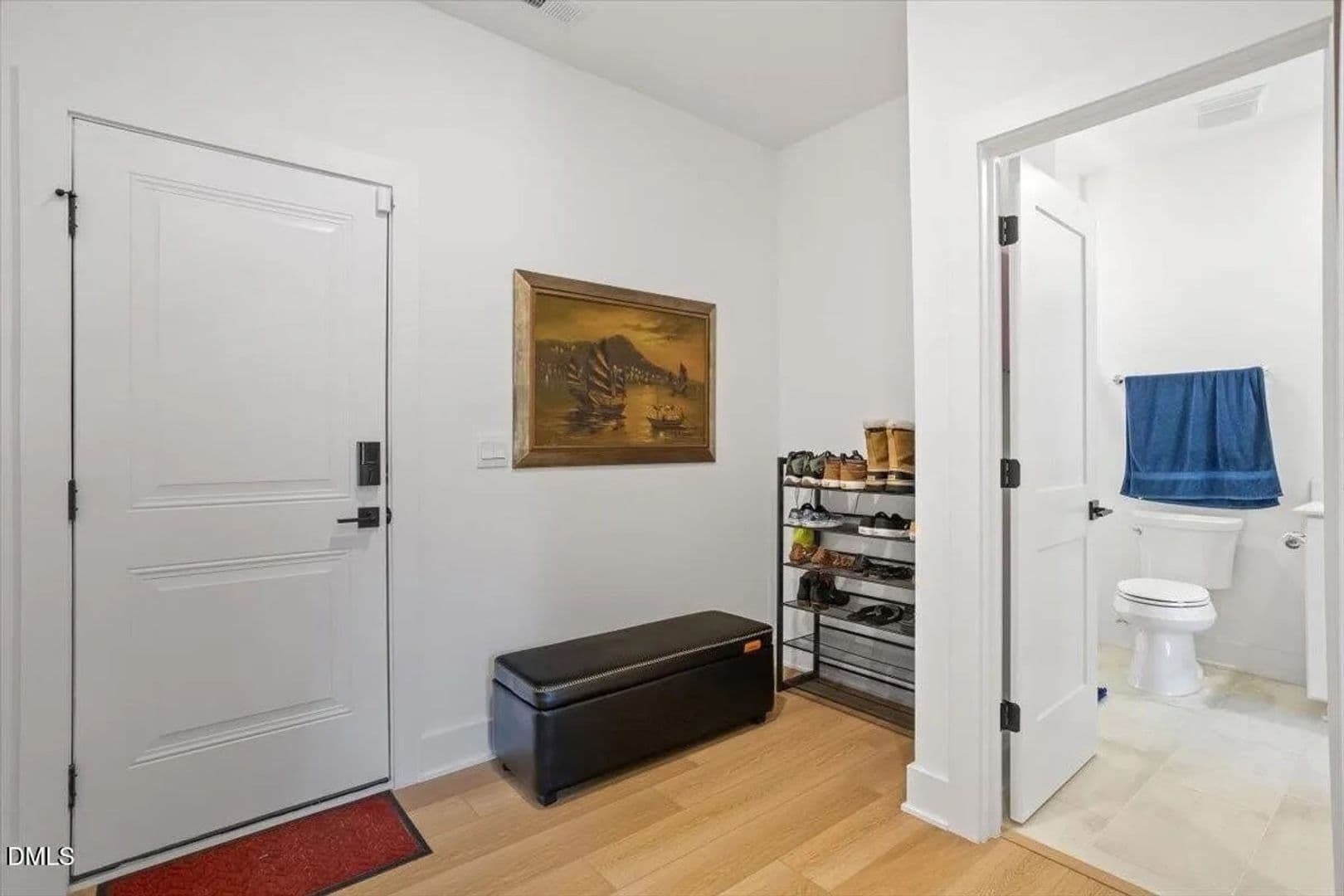 Knightdale House: 522 Billingshurst Wy