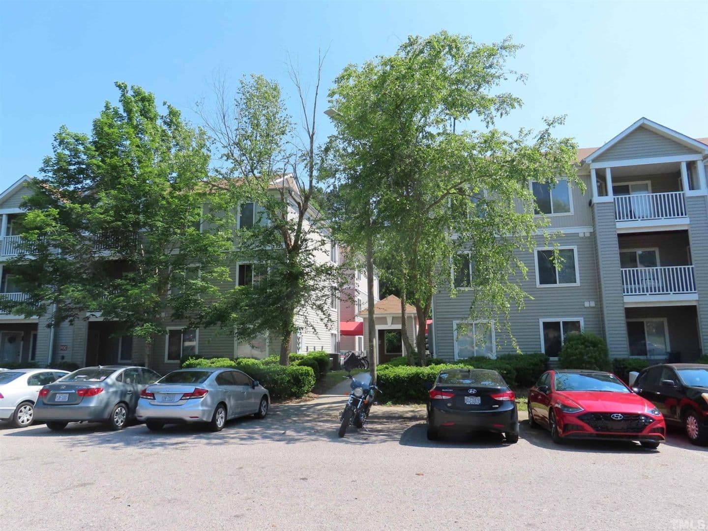 Raleigh House: 1321 #304 Crab Orchard Dr