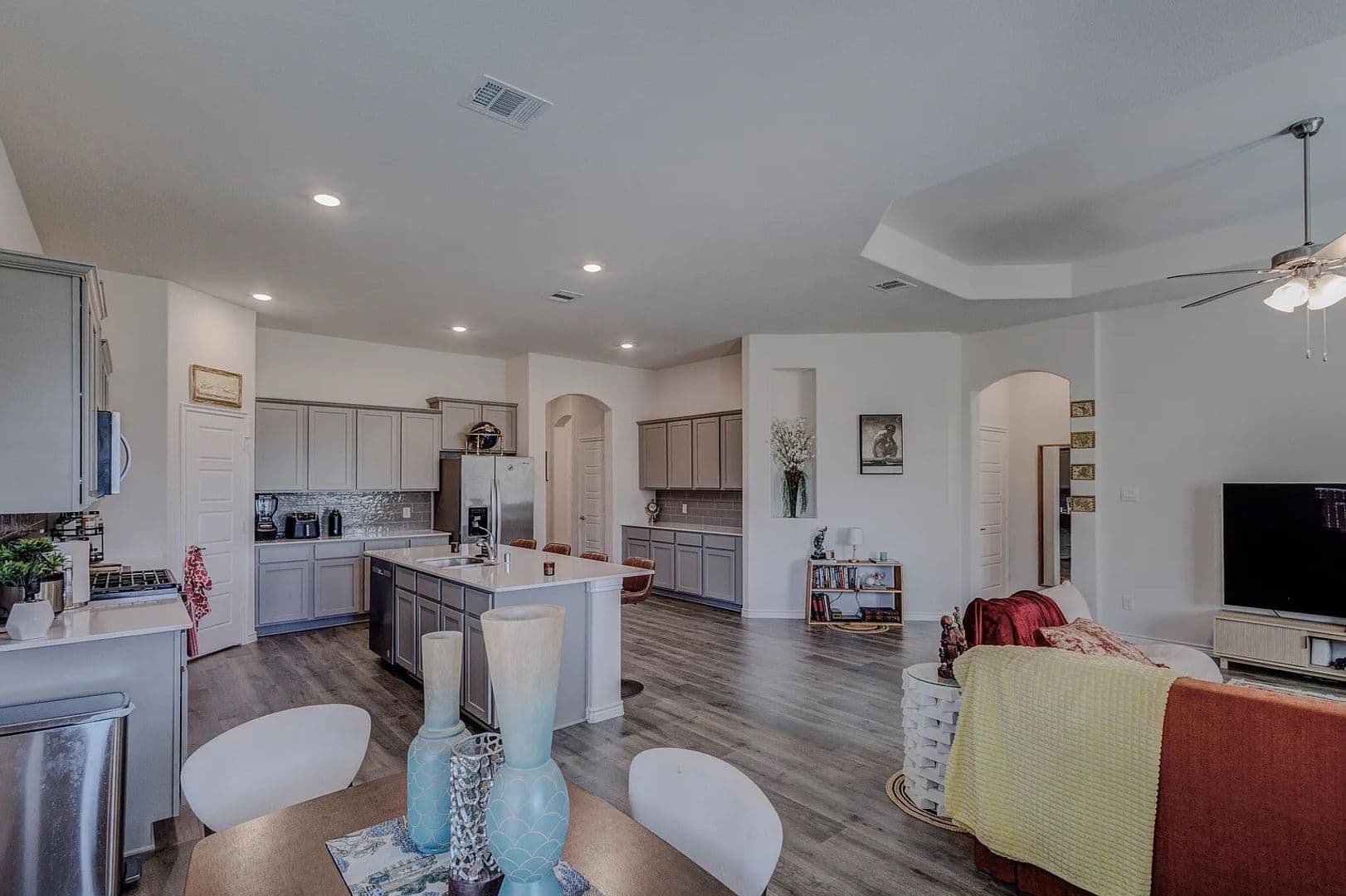 Garland House: 6993 Newby Ln