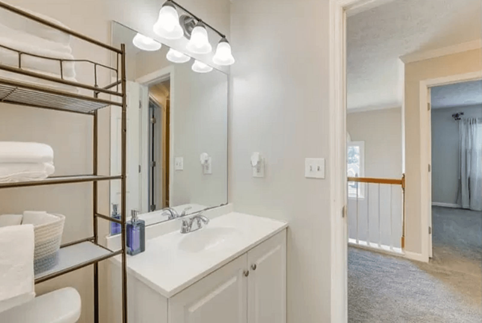Lithonia House: 7136 Woodstone Dr