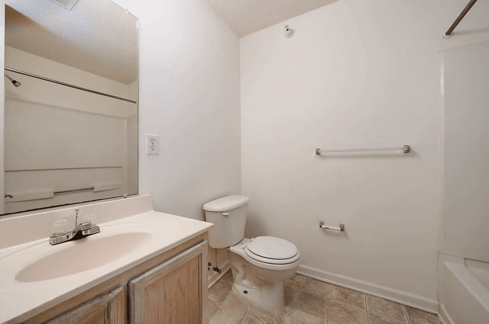 Raleigh House: 2010 #302 Wolfmill Dr