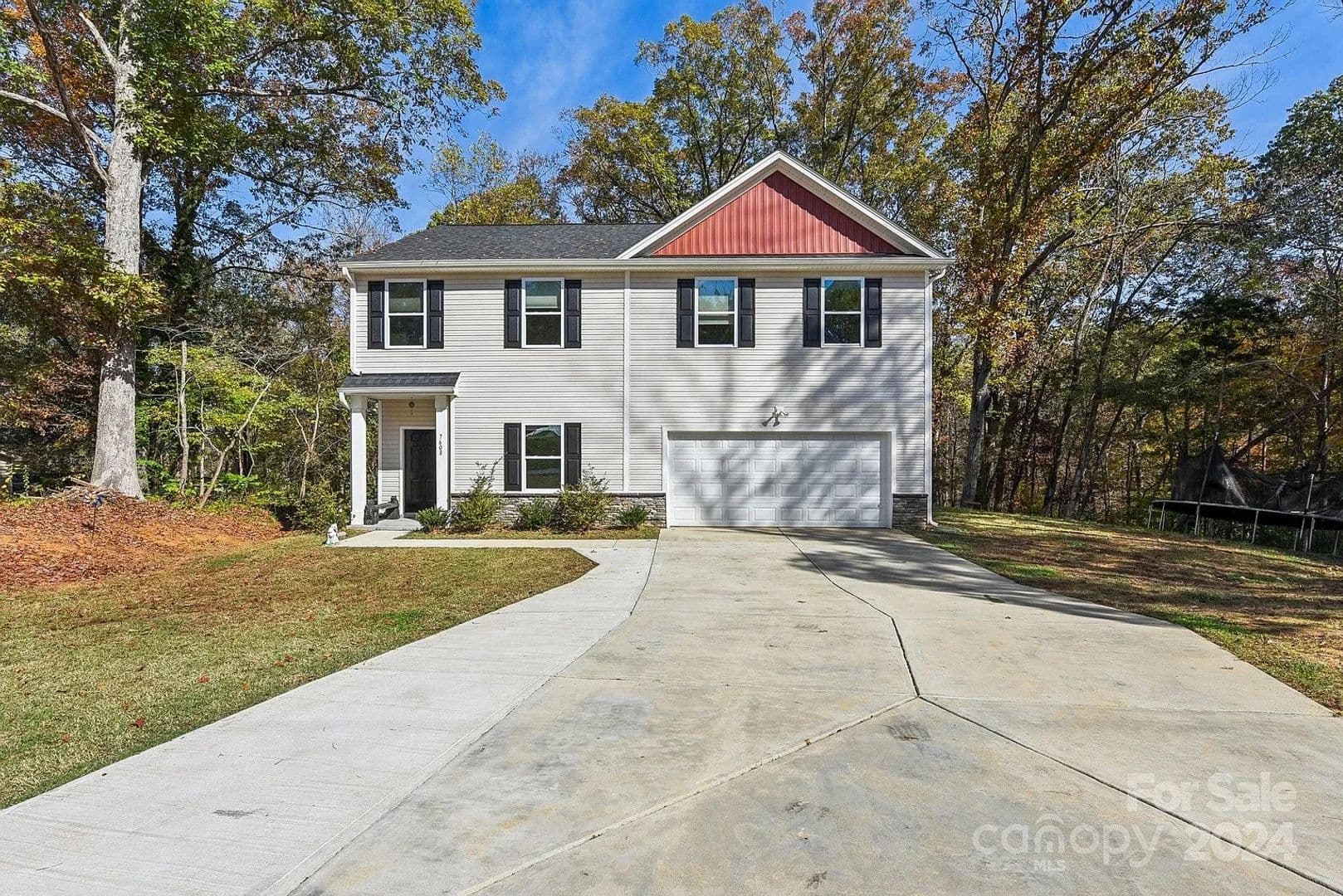 Charlotte House: 7608 Denbur Dr