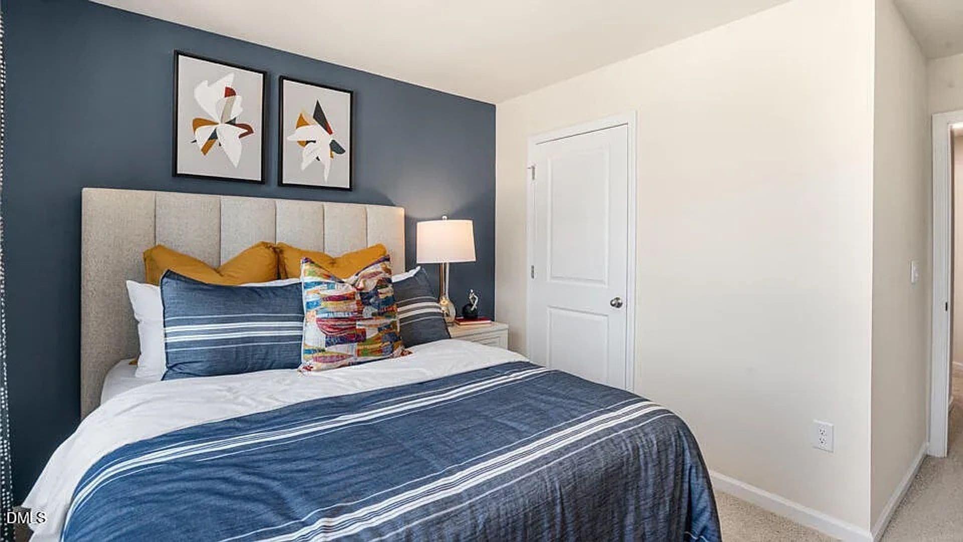 Raleigh House: 8510 Beckett Chase Wy