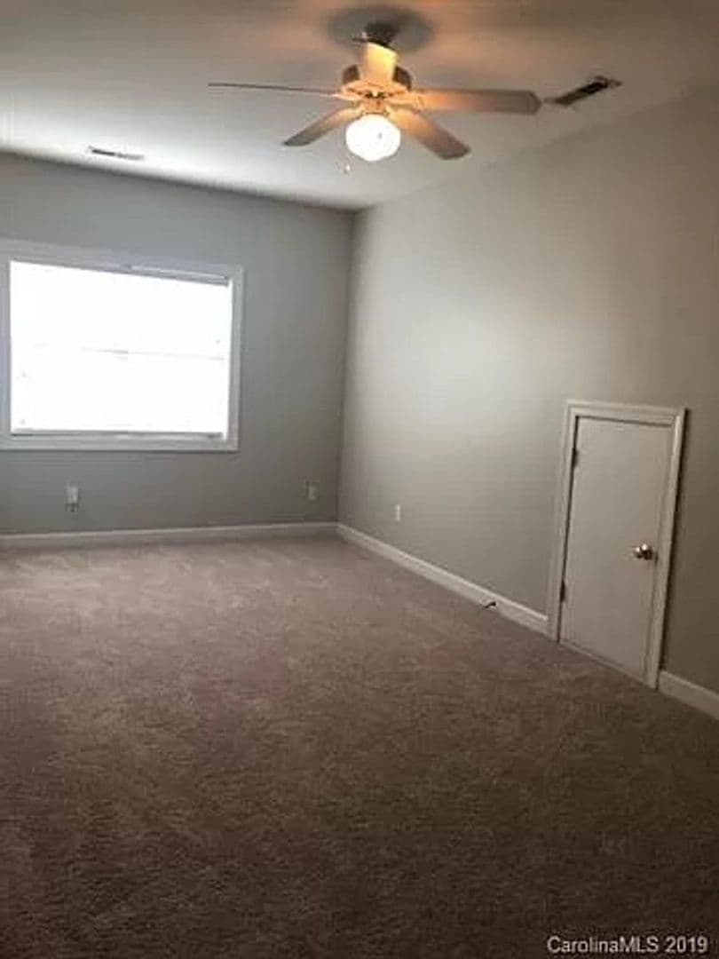 Charlotte House: 2119 Priory Ct