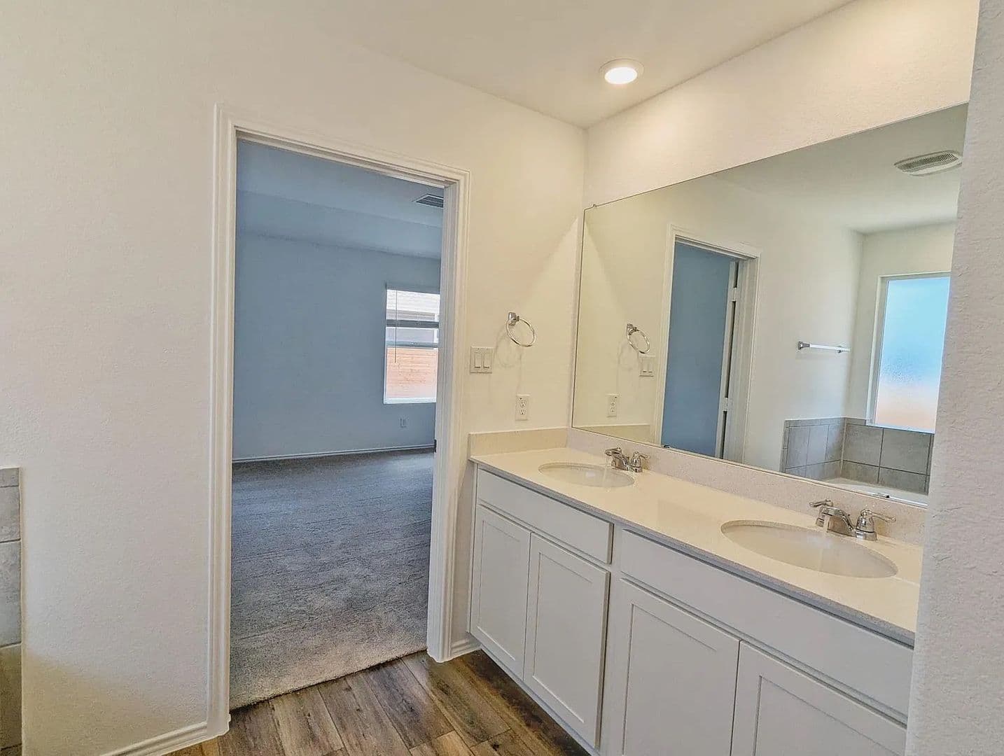 Kyle House: 158 Gresham