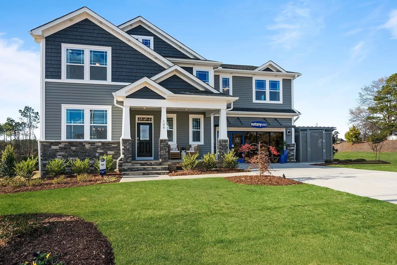 Garner House: 108 Gunderson Ln