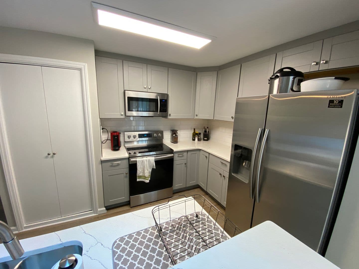 Raleigh House: 612 Old Farm Rd