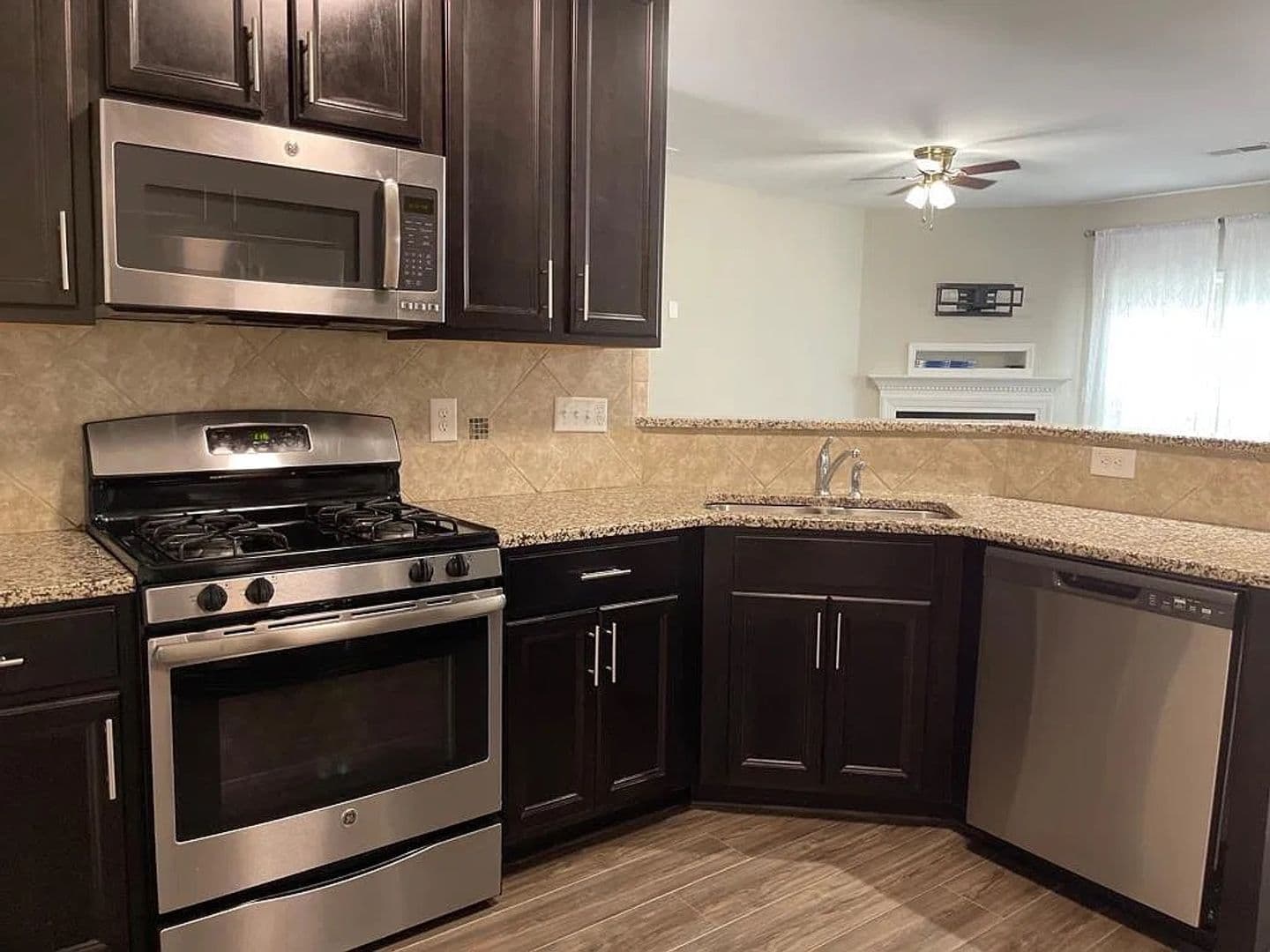Holly Springs House: 235 Cypress Hill Ln