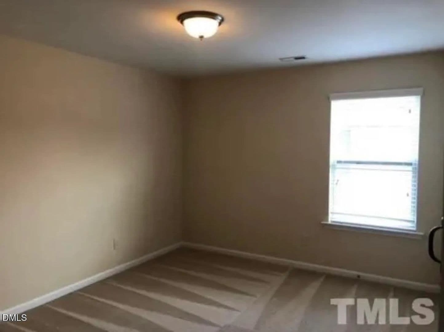 Raleigh House: 4248 Brintons Cottage St