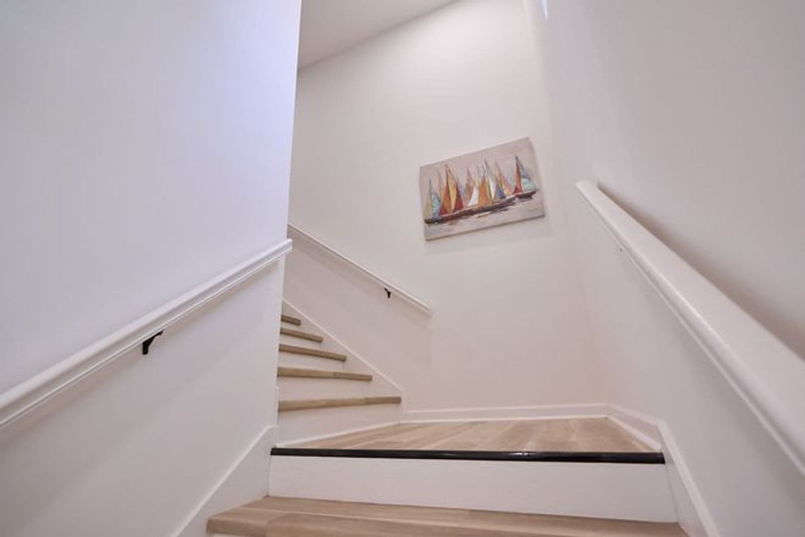 Decatur House: 3179 Alston Dr