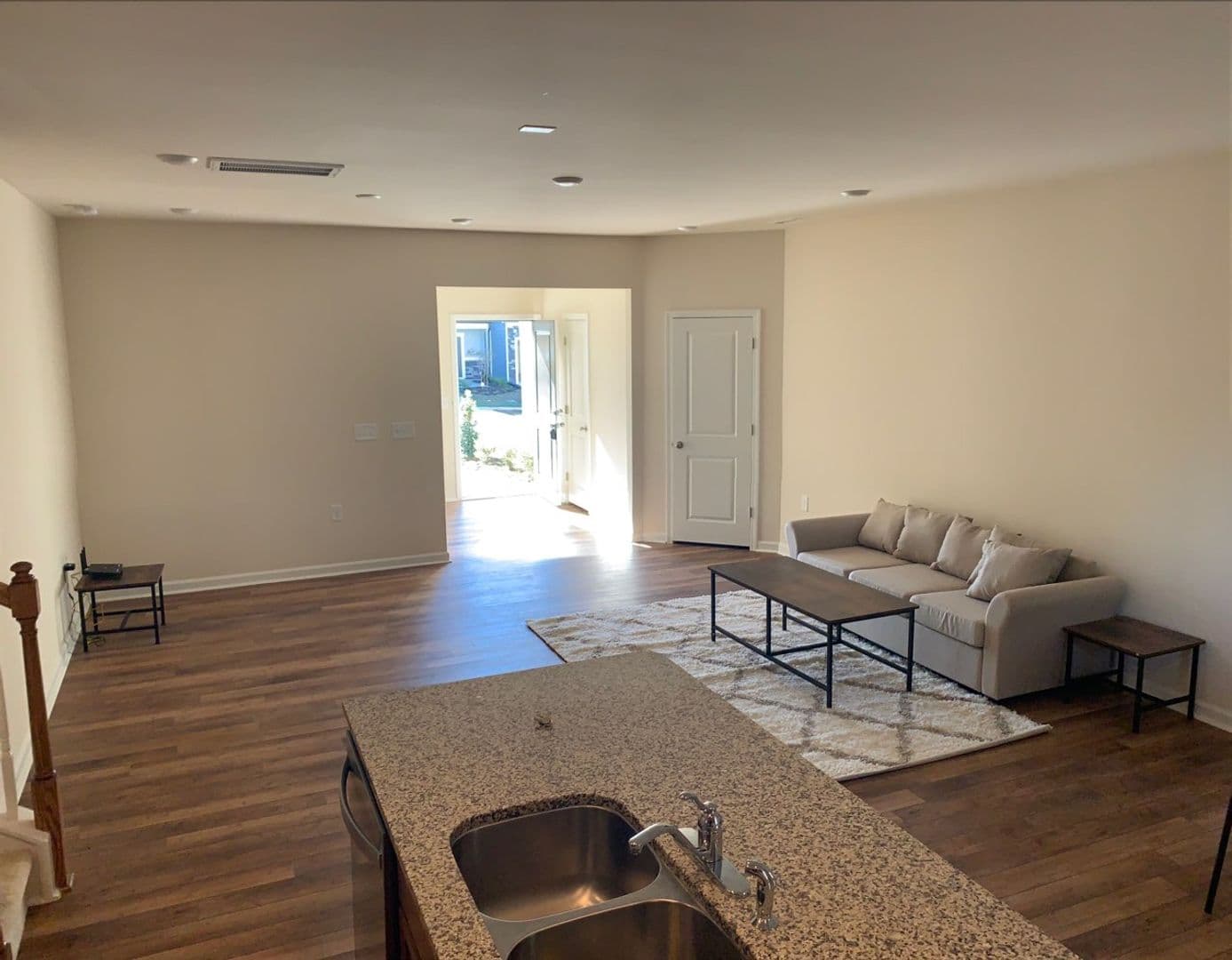 Durham House: 88 Whitesell Way