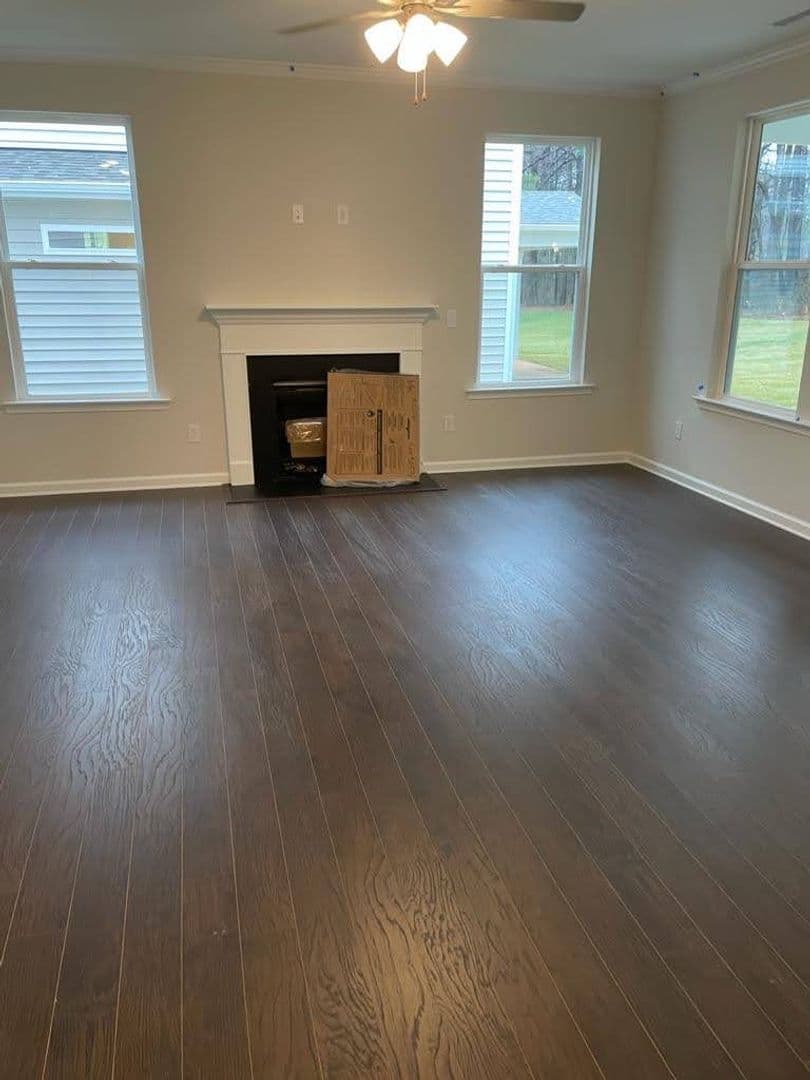 Raleigh House: 729 Moonbeam Dr