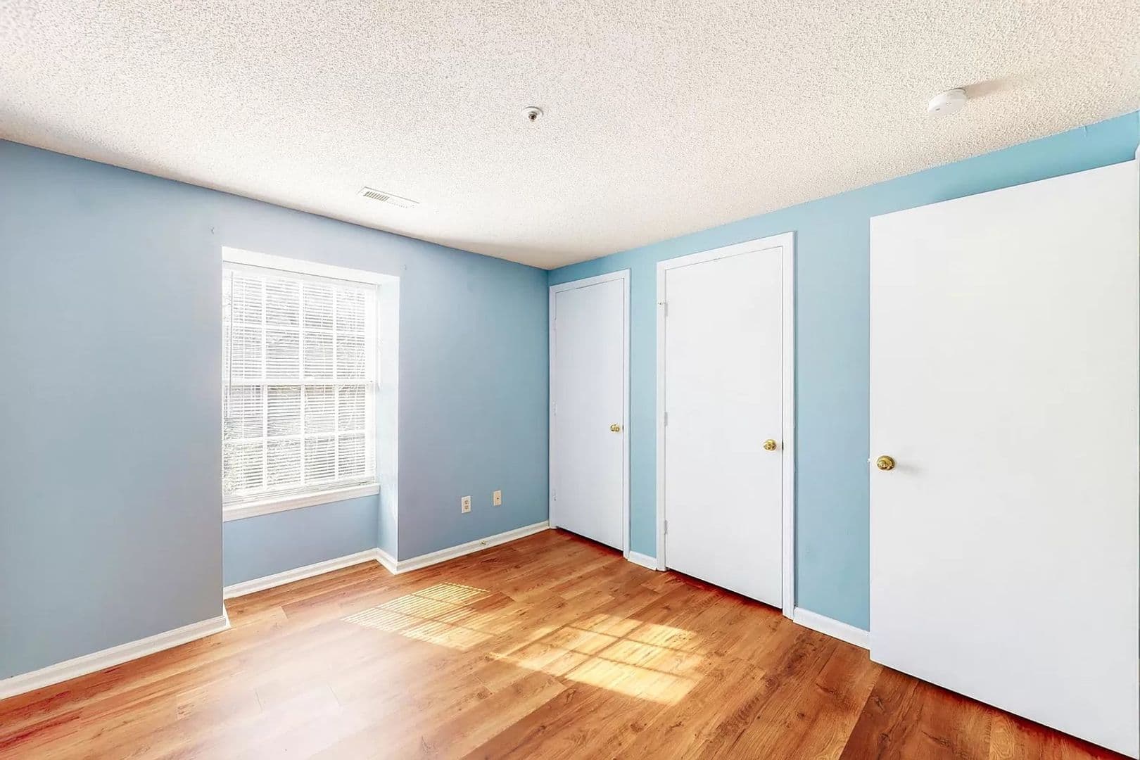 Charlotte House: 1610 #B Arlyn Cir