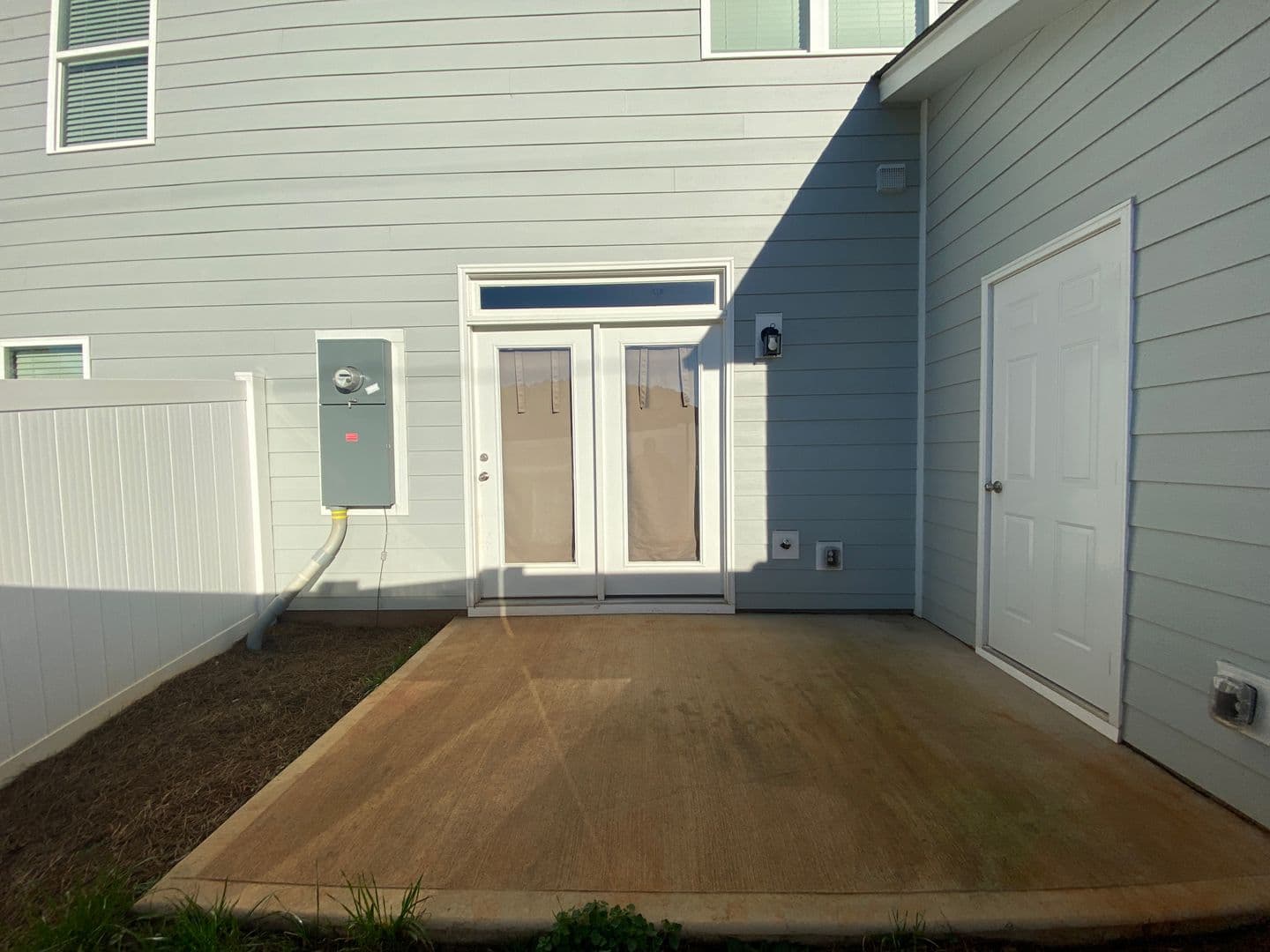 Belmont House: 1103 Johns Walk Way