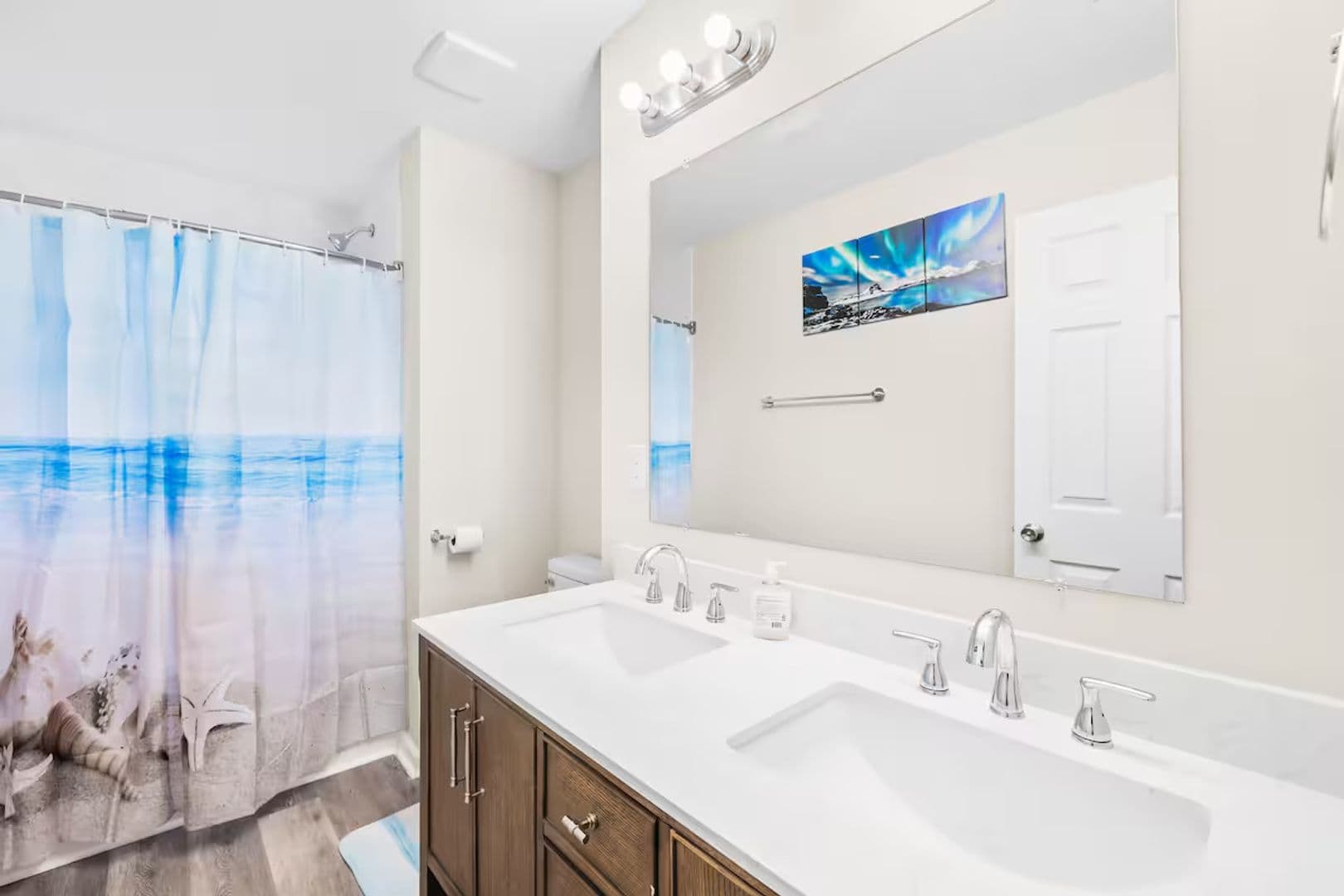 Clover House: 614 Kings Mountain St