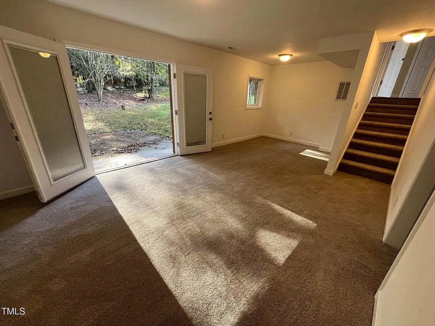 Durham House: 916 Forge Rd