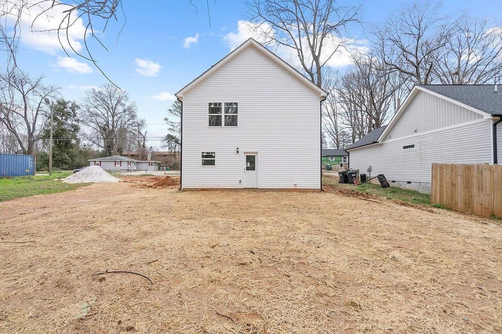 Charlotte House: 2628 Kenhill Dr