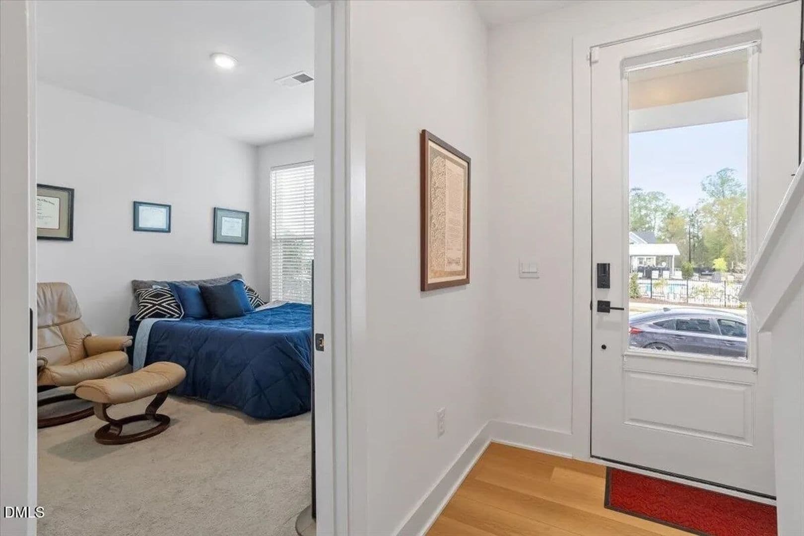 Knightdale House: 522 Billingshurst Wy