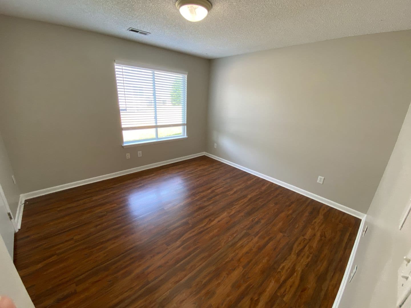 Raleigh House: 1251 #002 University Ct