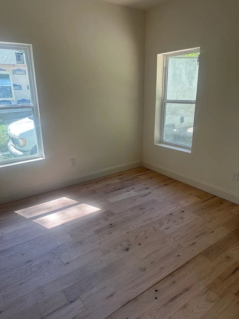 Gastonia House: 182 Dixon Cir