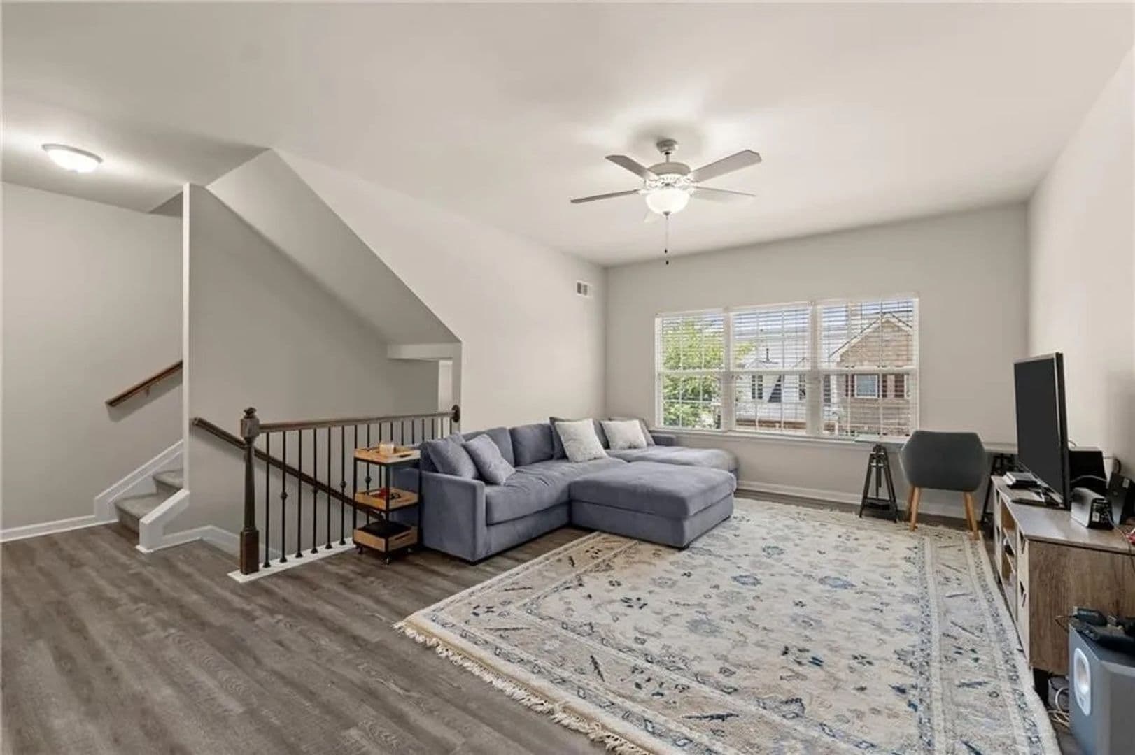 Buford House: 4202 Chatham Ridge Dr