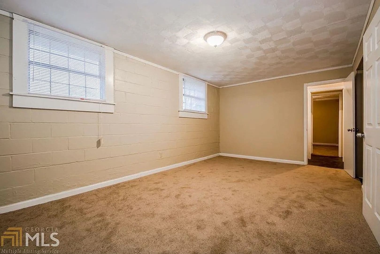 Lawrenceville House: 537 Reba Rd