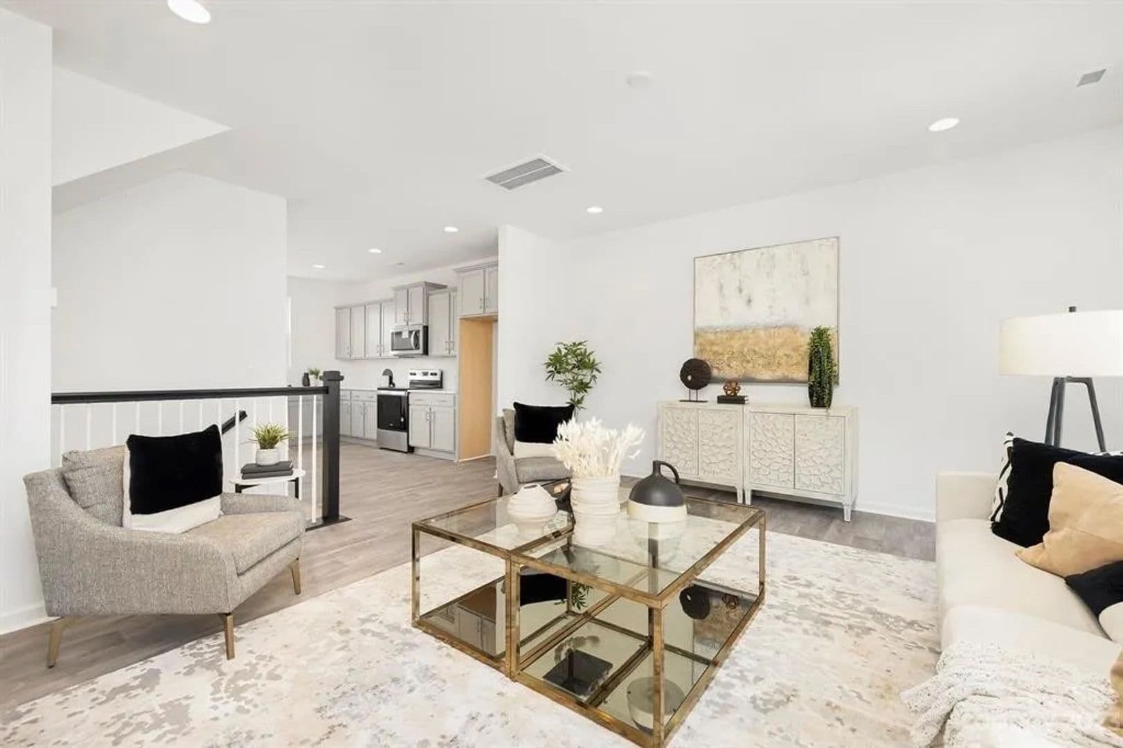 Charlotte House: 15128 Scoter St