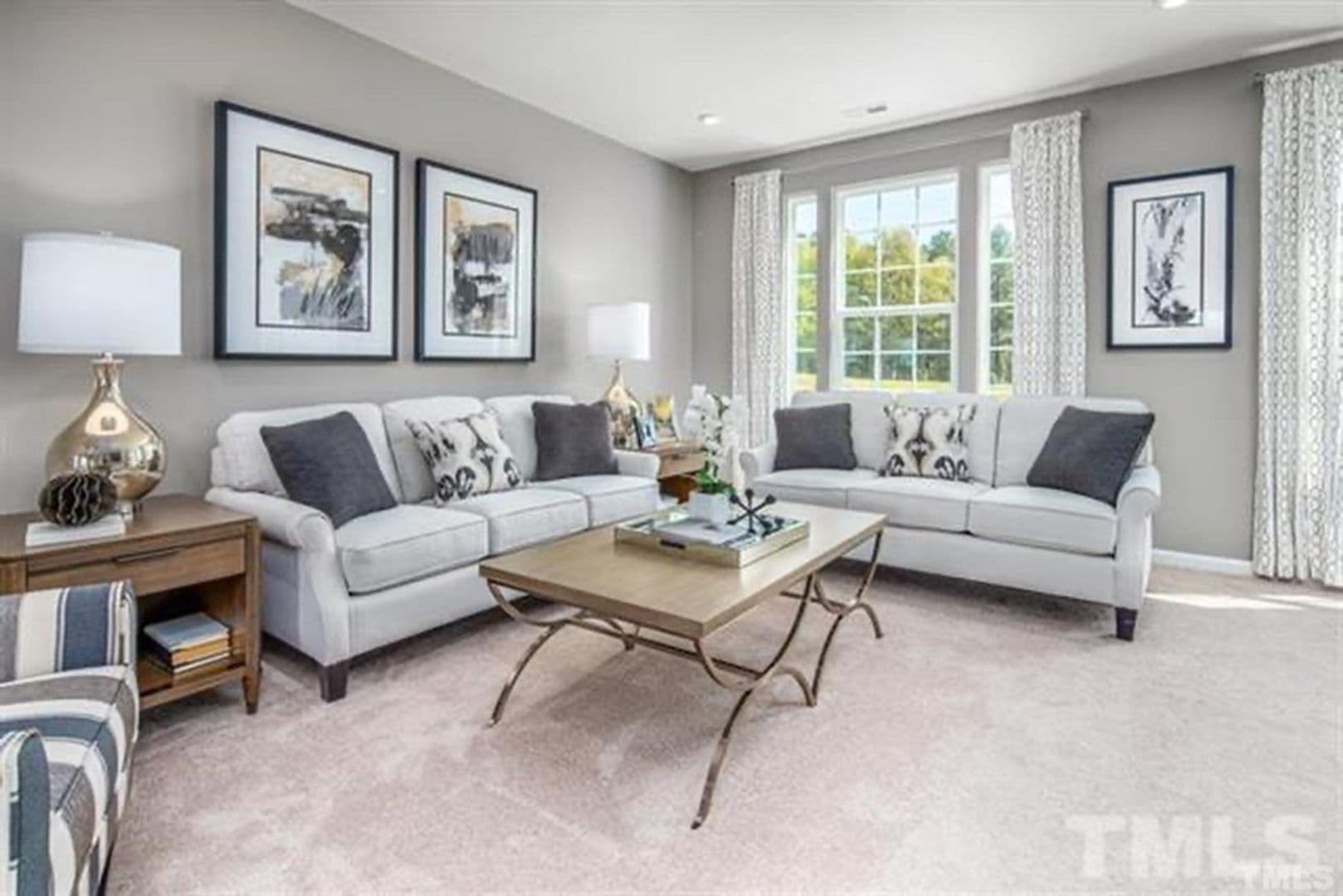 Raleigh House: 6500 Pathfinder Wy