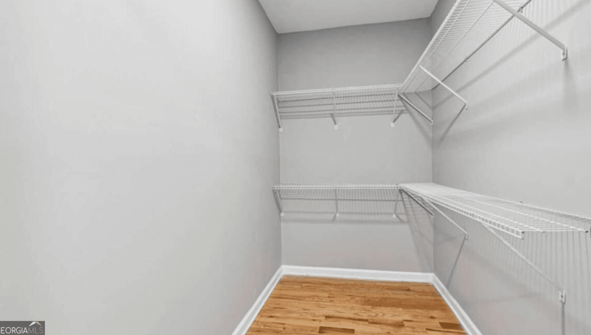 College Park House: 3482 Atlanta St
