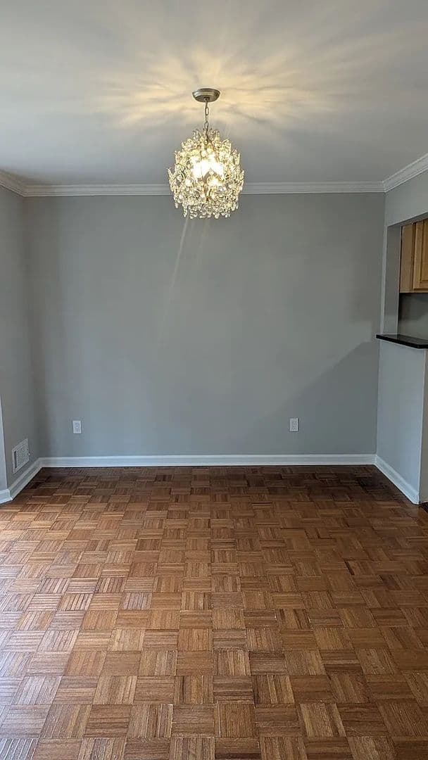 Smyrna House: 1848 Cooper Lake Dr SE