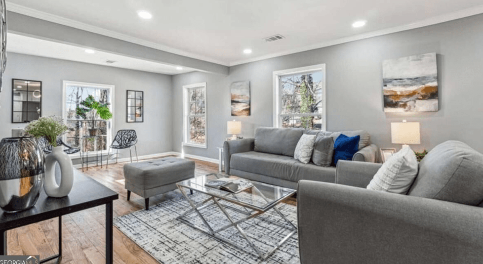 College Park House: 3482 Atlanta St
