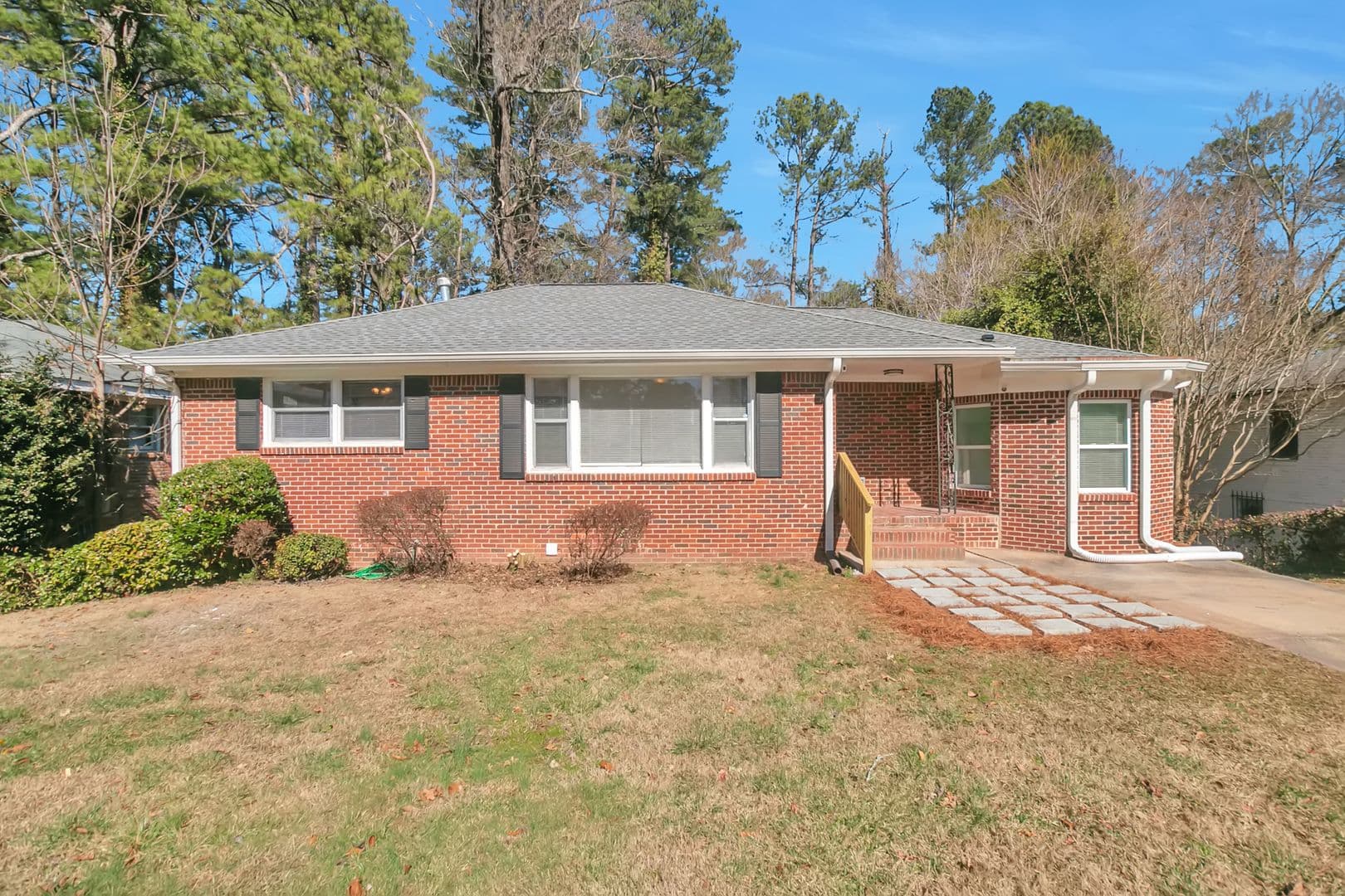 Decatur House: 3036 Santa Monica Dr