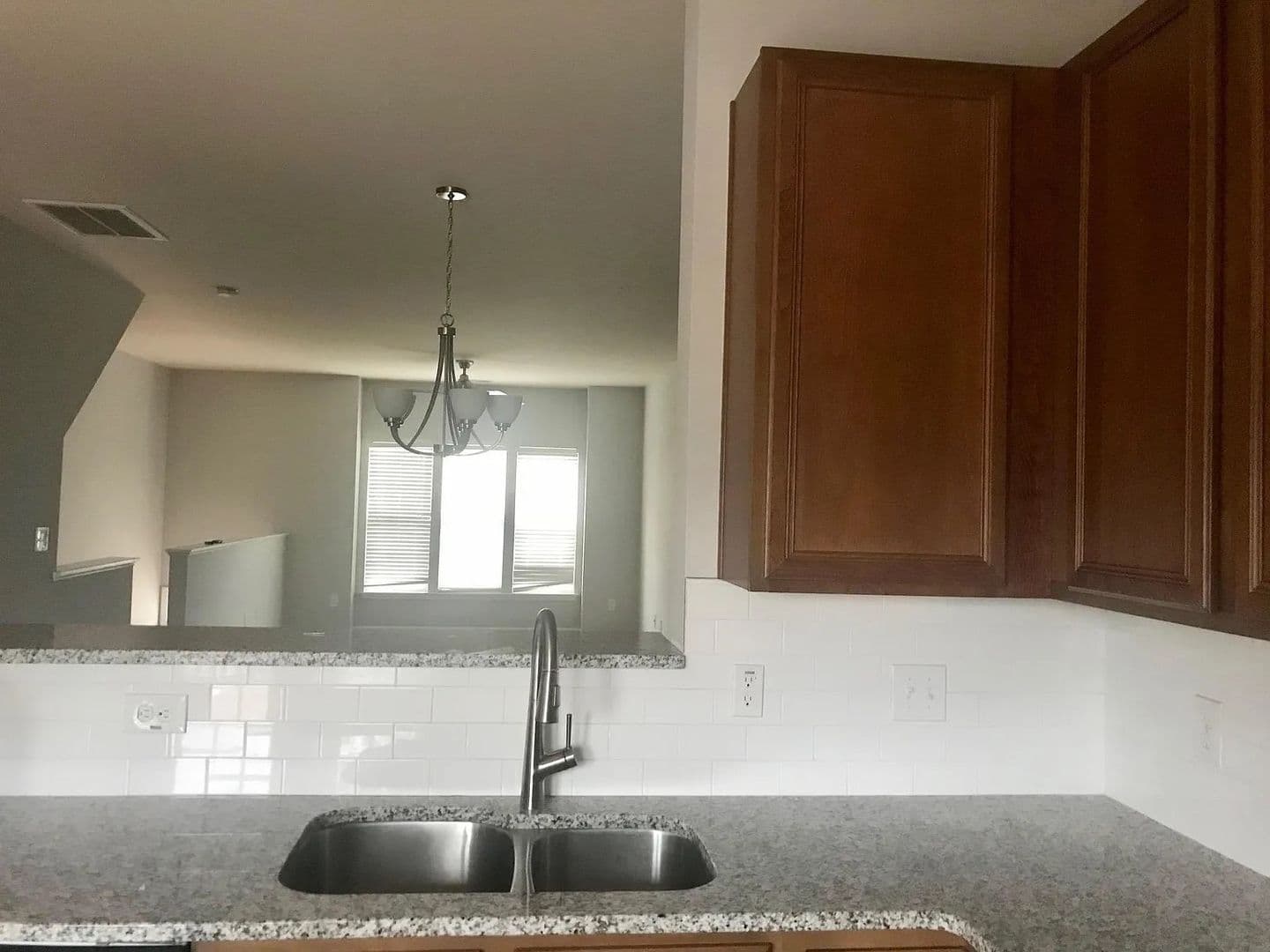 Cary House: 215 Dove Cottage Ln