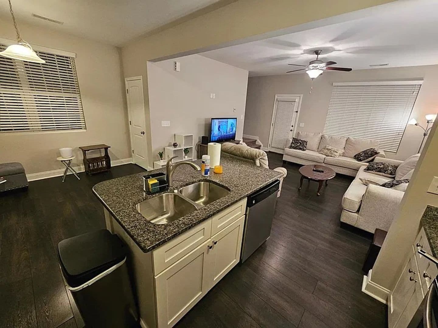Raleigh House: 3974 Volkswalk Pl