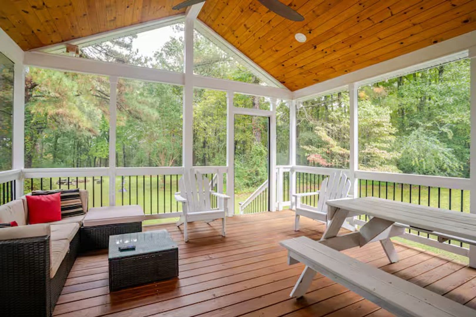 Youngsville House: 7000 Sandy Pines Dr