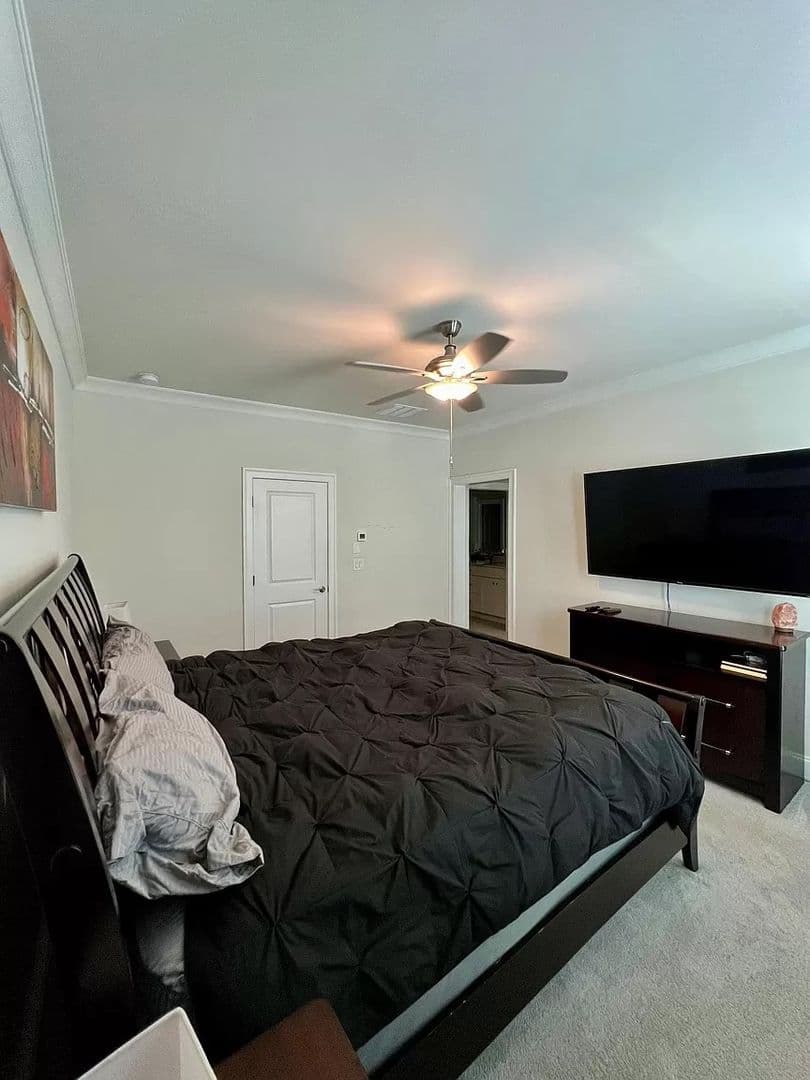 Atlanta House: 1825 La Dawn Ln NW