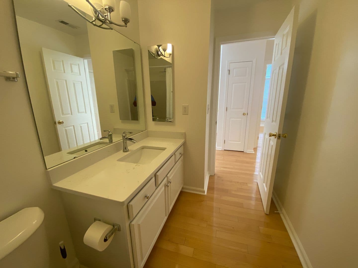 Charlotte House: 9014 Blueshot Ct