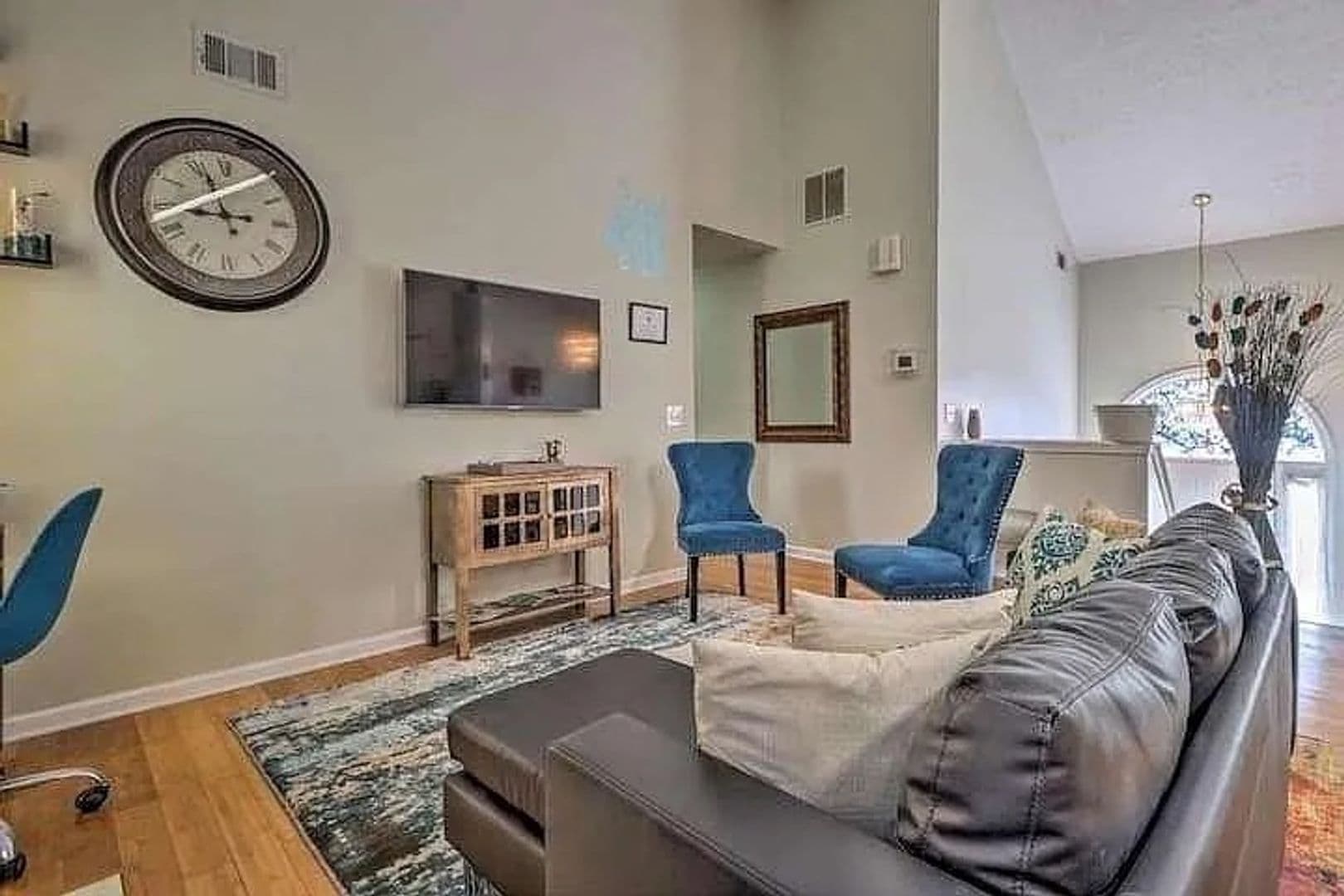 Hapeville House: 483 Oak Dr