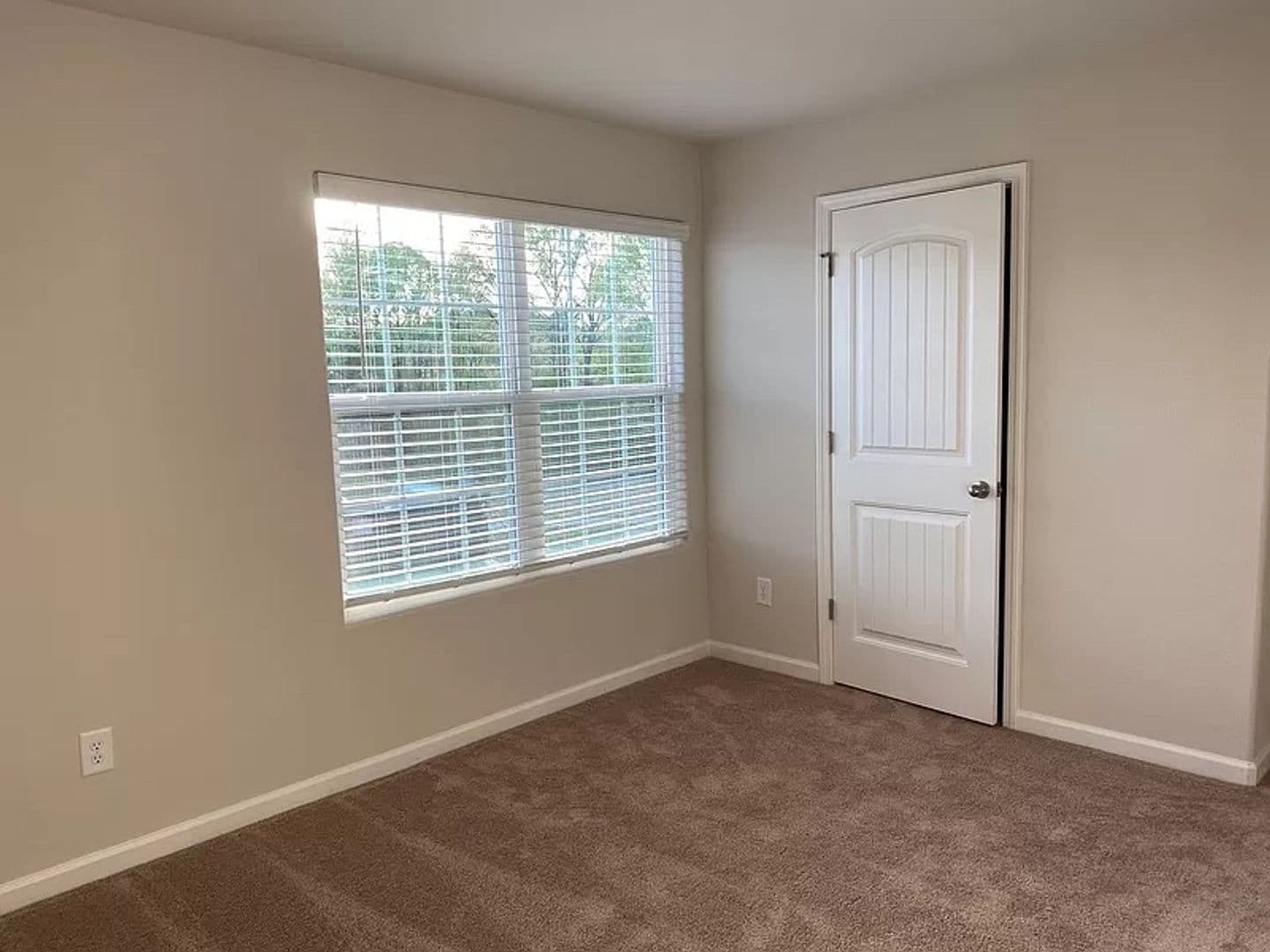 Winston-Salem House: 3653 Fallen Tree Dr