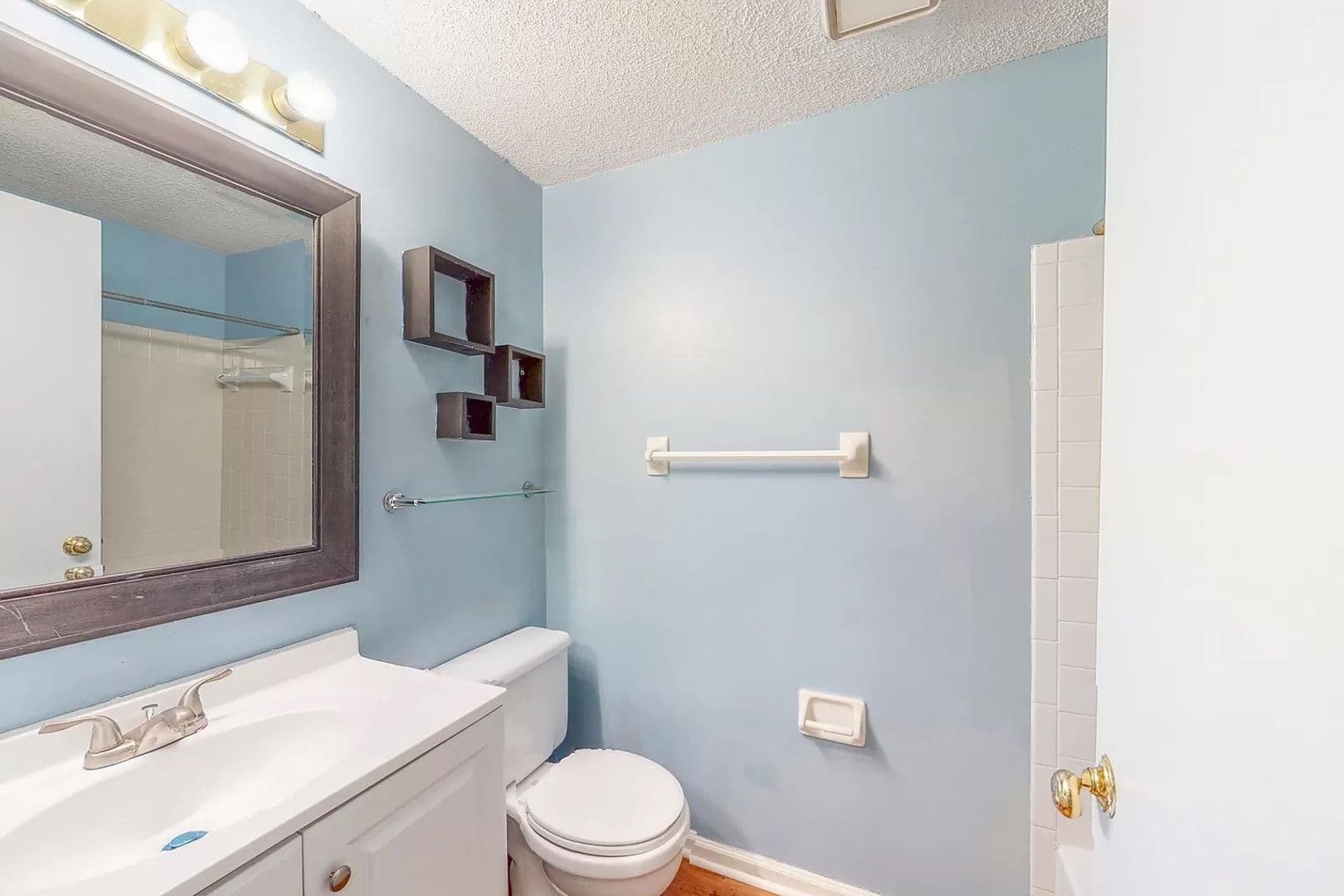 Charlotte House: 1610 #B Arlyn Cir
