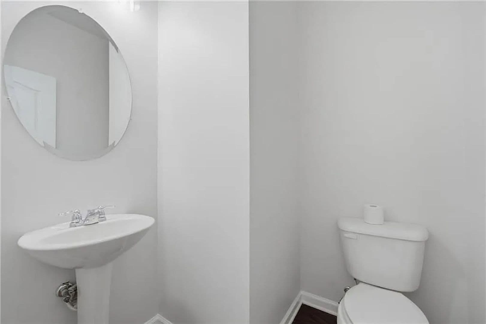 Lilburn House: 1697 Paxton Dr SW