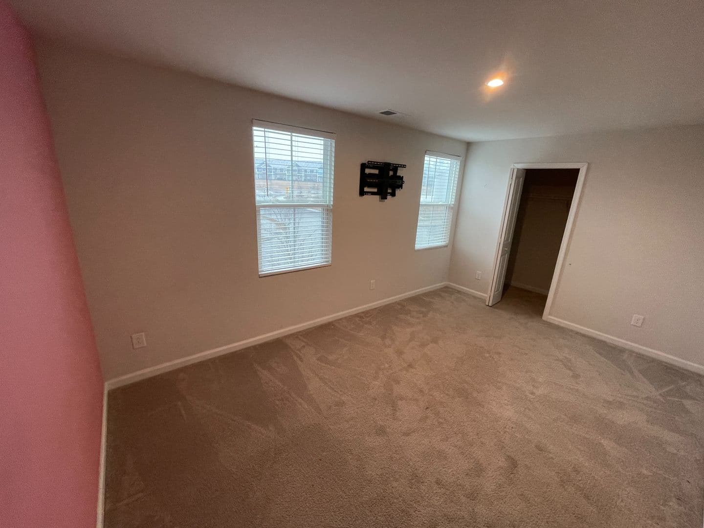 Durham House: 1203 Bent Willow Dr