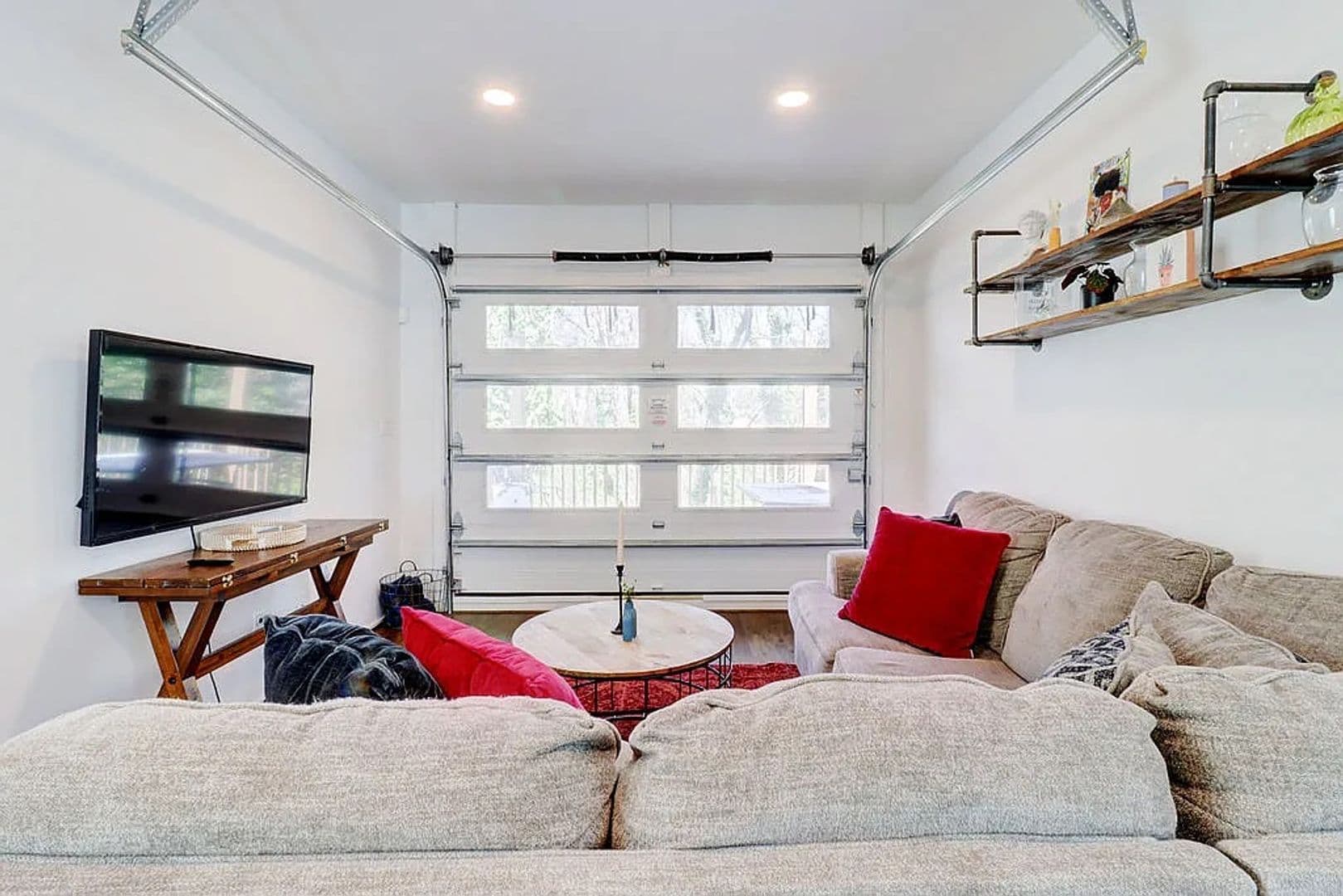 Atlanta House: 51 Bowen Ave SE