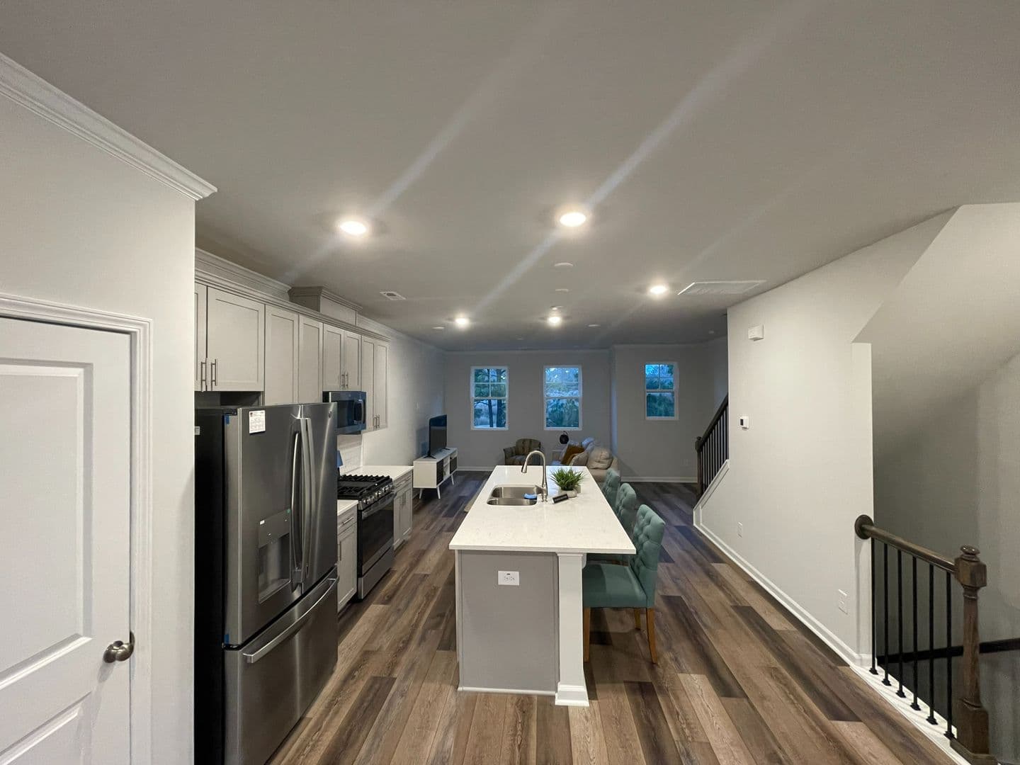 Raleigh House: 6408 Astor Elgin St